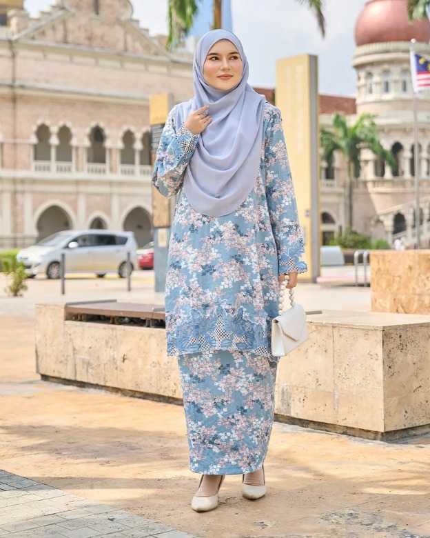 Baju Kurung Sulam Aylin