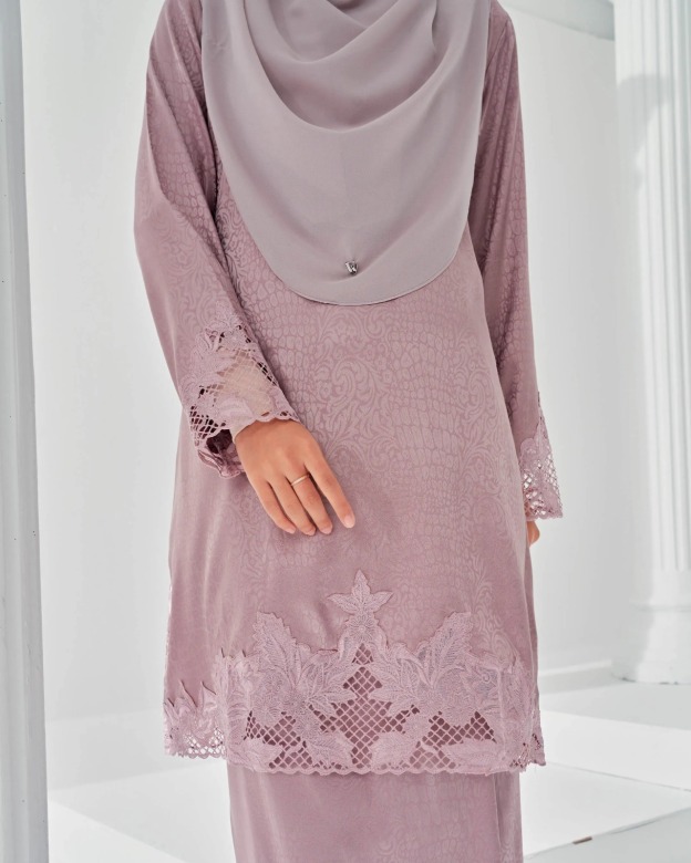Baju Kurung Jacquard Sulam Airis