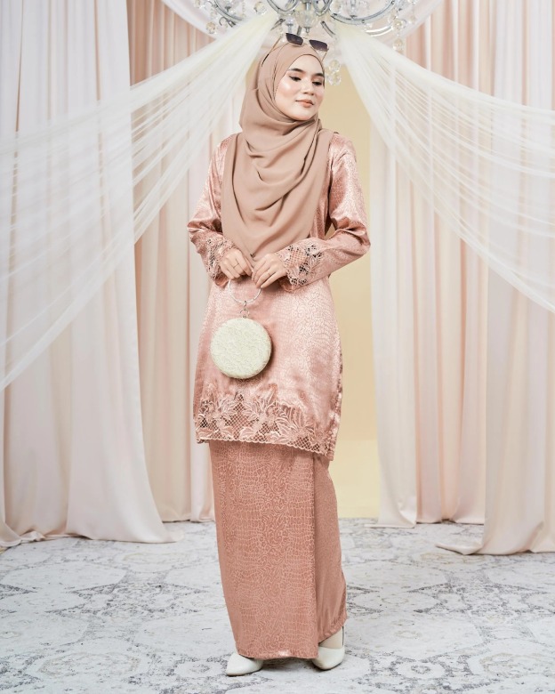 Baju Kurung Jacquard Sulam Airis