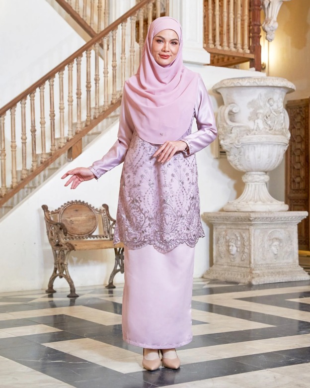 Baju Kurung Lace Sofea