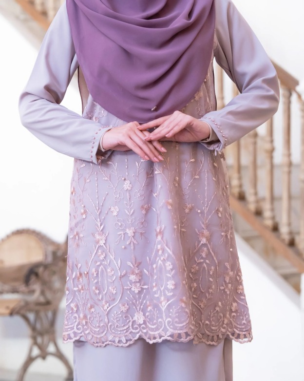 Baju Kurung Lace Sofea