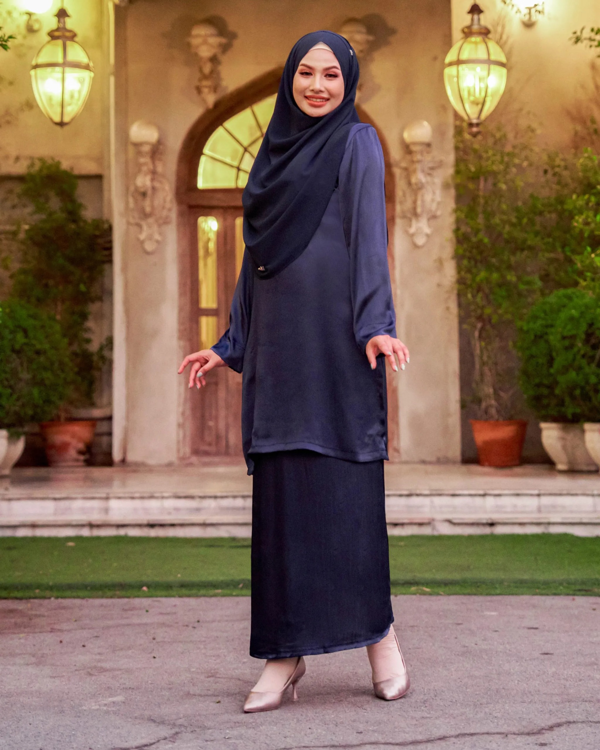 Baju Kurung Moden Lyssa Laluna X MCC