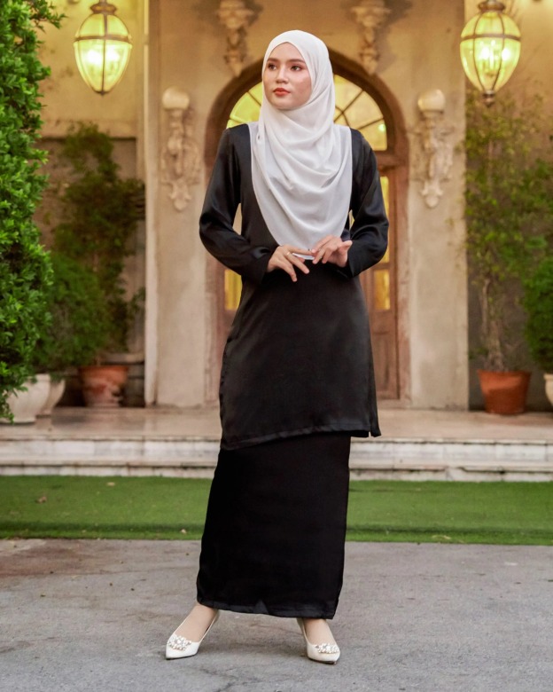 Baju Kurung Moden Lyssa Laluna X MCC