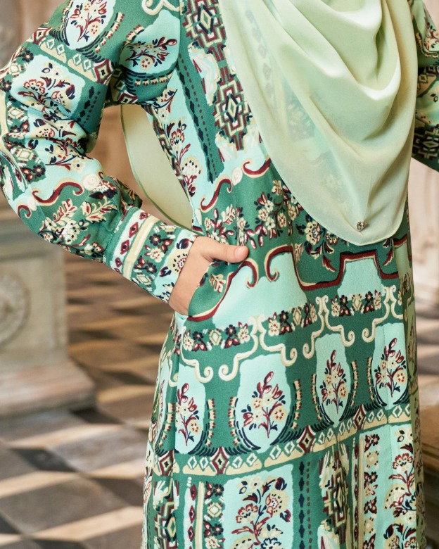 Suit Cella Premium Printed Vienna