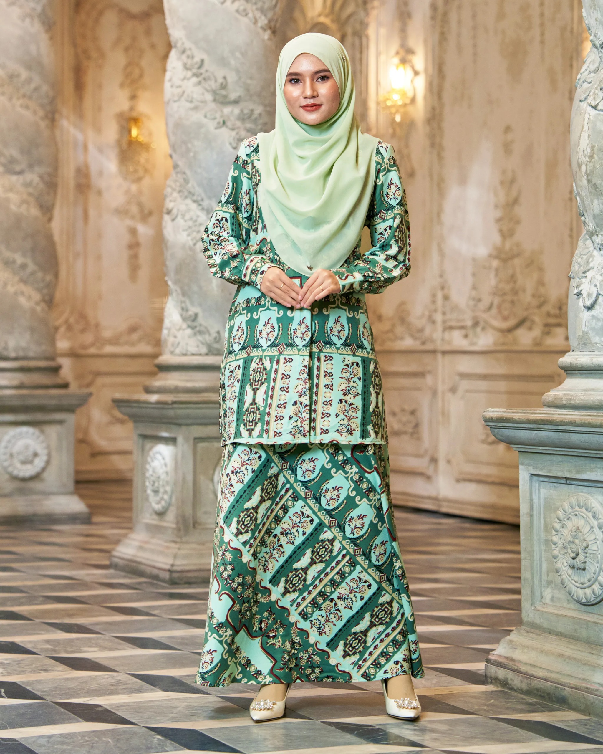 Suit Cella Premium Printed Vienna