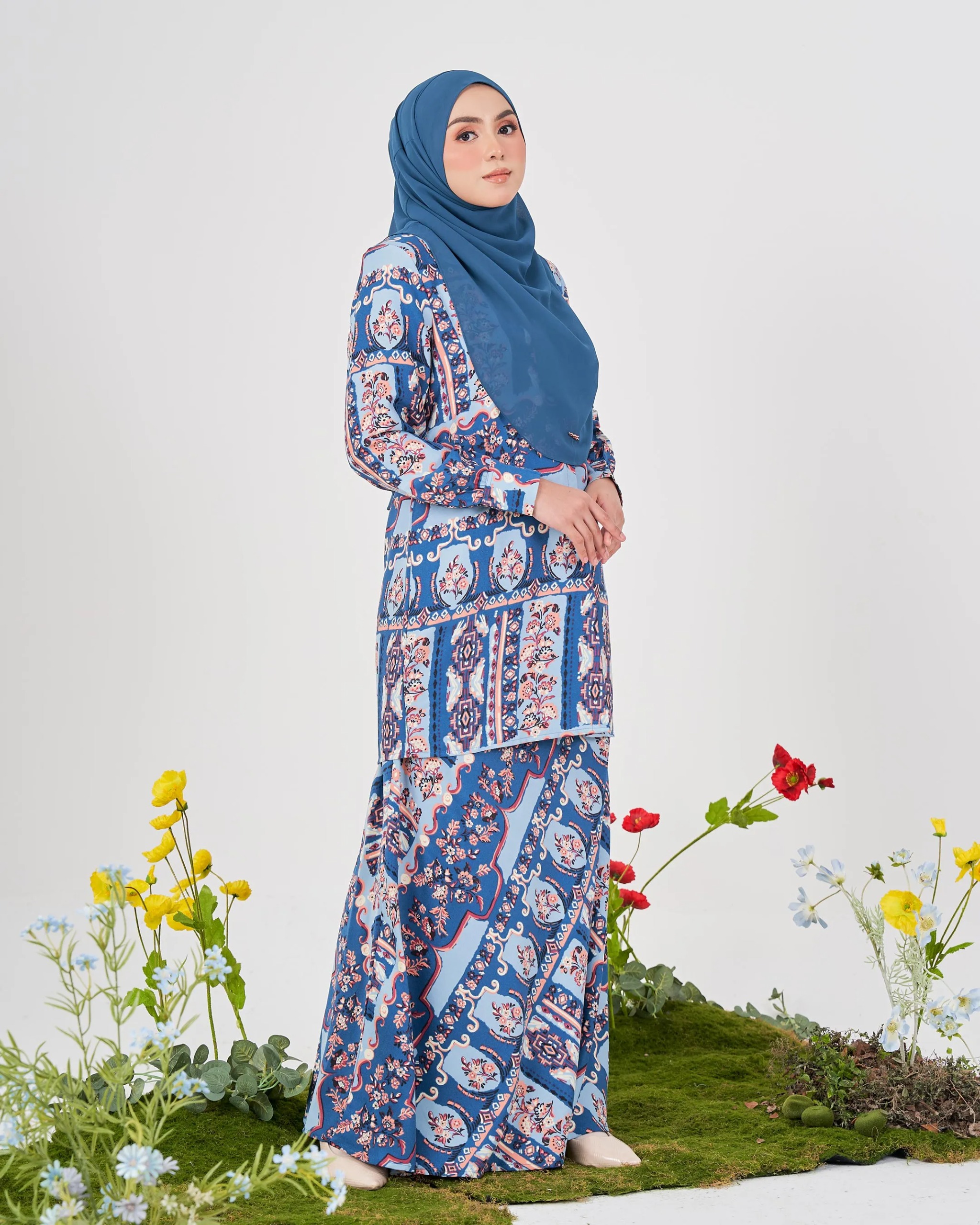 Suit Cella Premium Printed Vienna