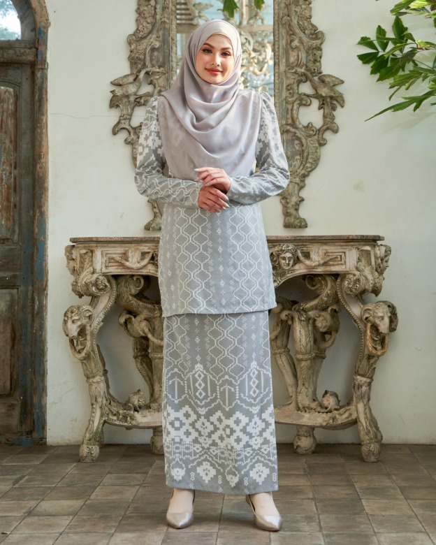 Baju Kurung Moden Anisha