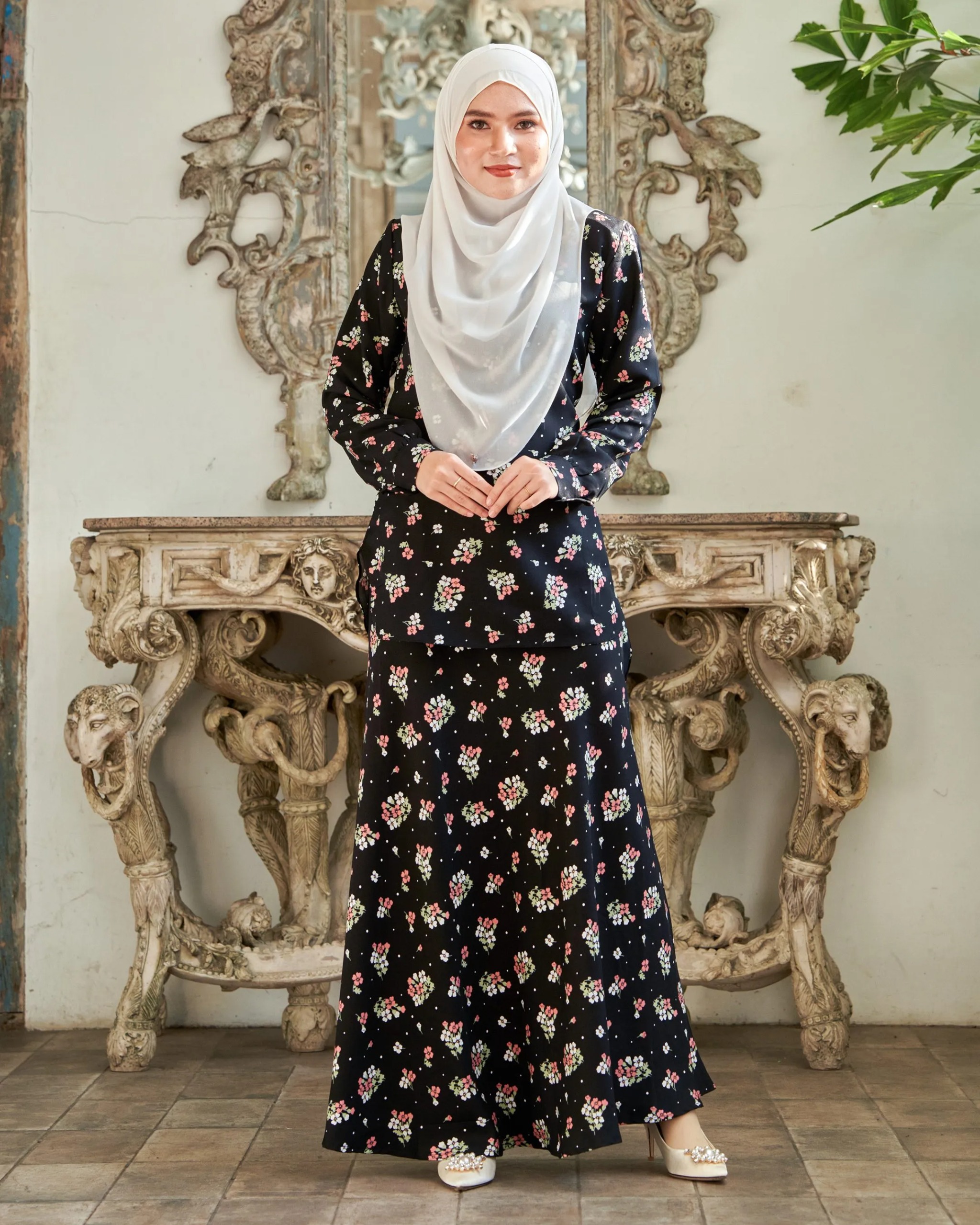 Suit Sahana Crepe Lolisa Laluna X MCC