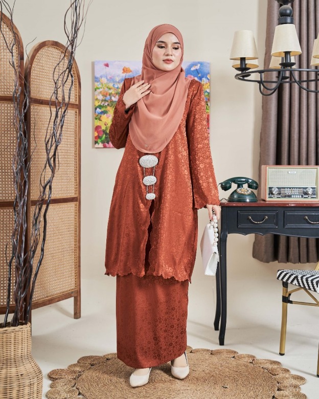 Baju Kebarung Sulam Jacquard Anandi
