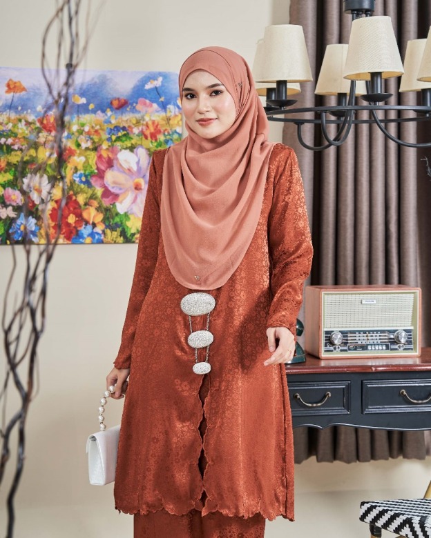 Baju Kebarung Sulam Jacquard Anandi