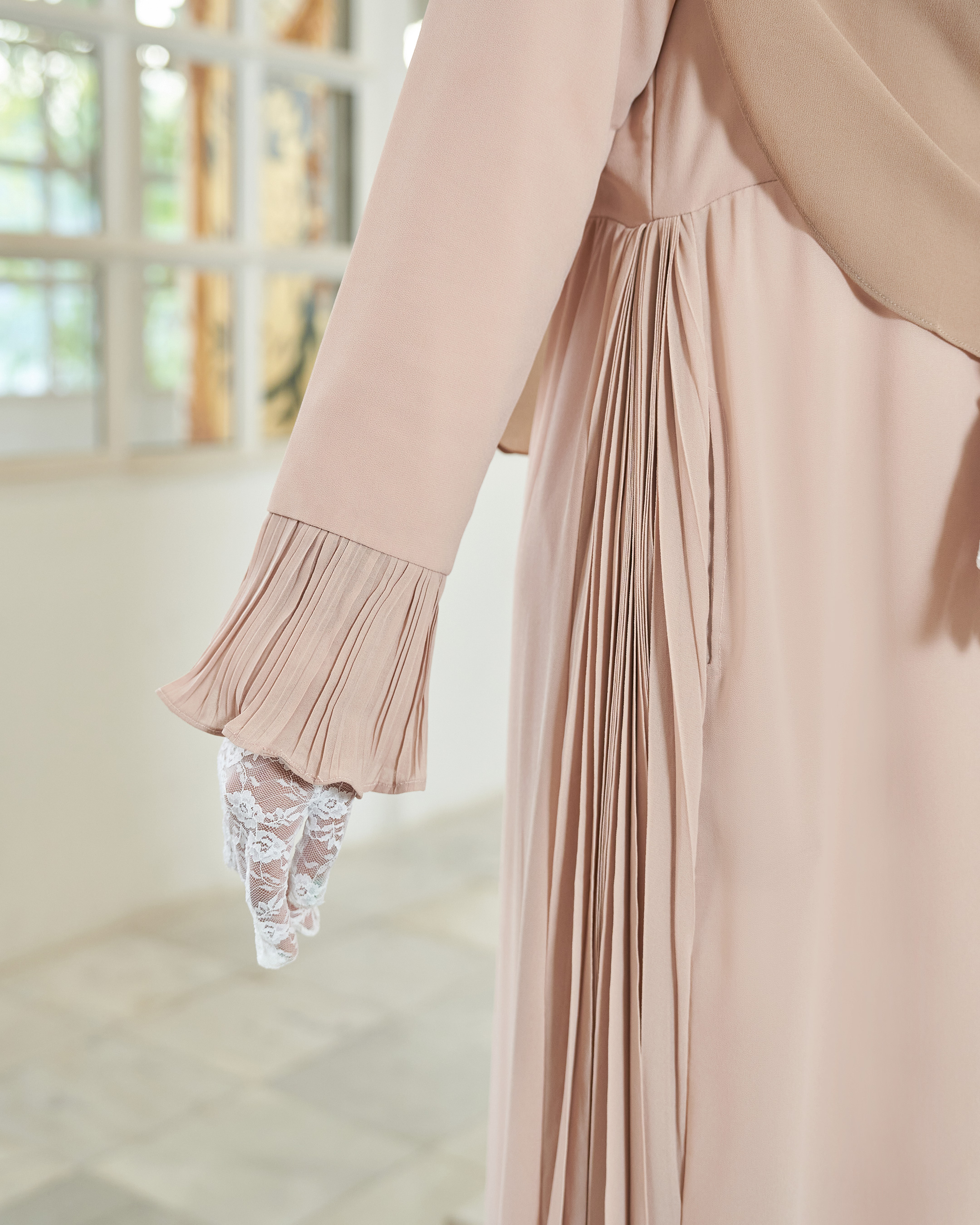 Dress Pleated Rachita - Dutches Peach