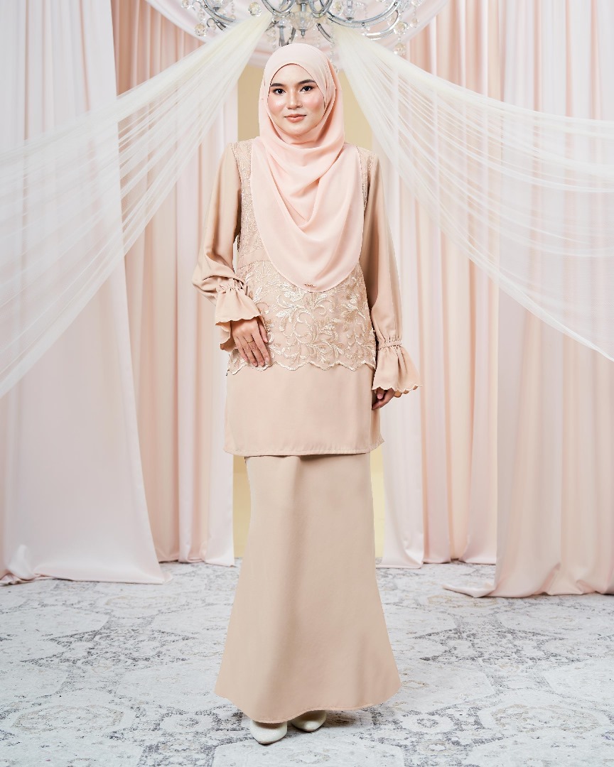 Baju Kurung Lace Arisa