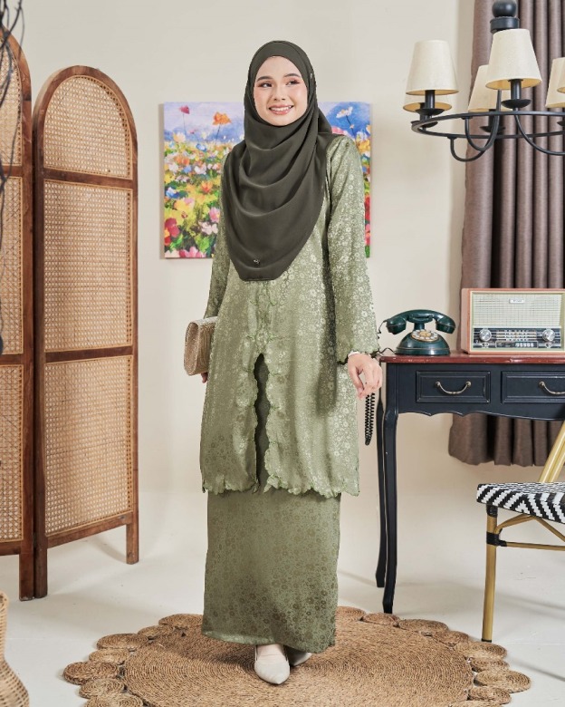 Baju Kebarung Sulam Jacquard Anandi