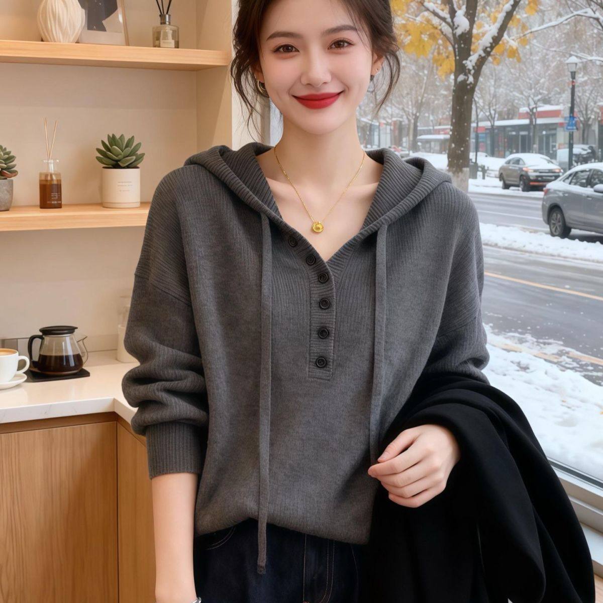 設計感素色寬鬆慵懶抽繩連帽針織衫