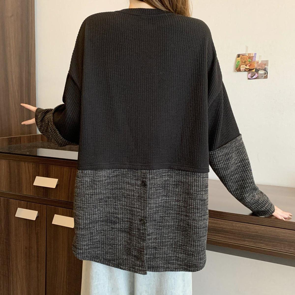 2色設計感拼接寬鬆慵懶撞色長袖T恤-lululam