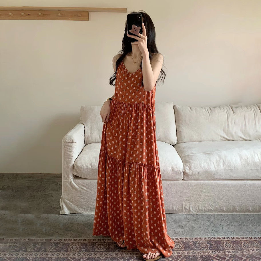 日系度假風顯白顯瘦大碼薄款沙灘吊帶裙-lululam