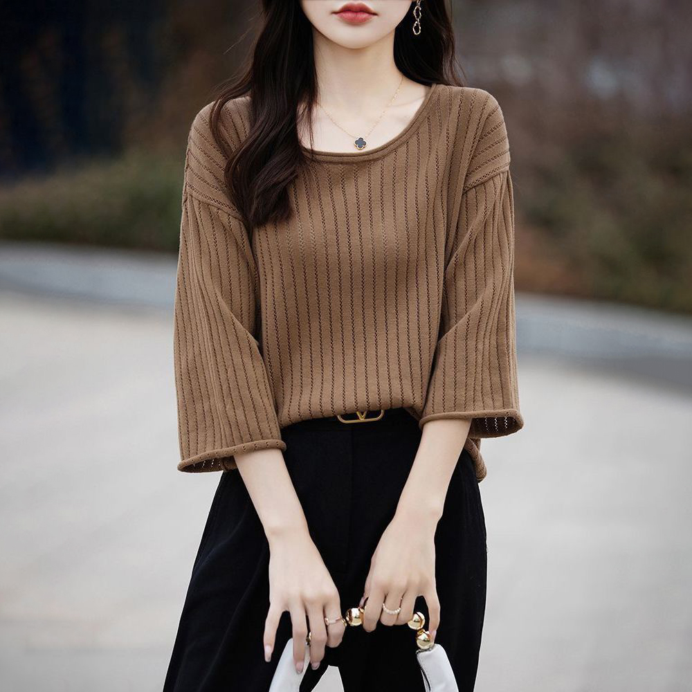 純棉袖捲邊圓領鏤空寬鬆七分袖-lululam