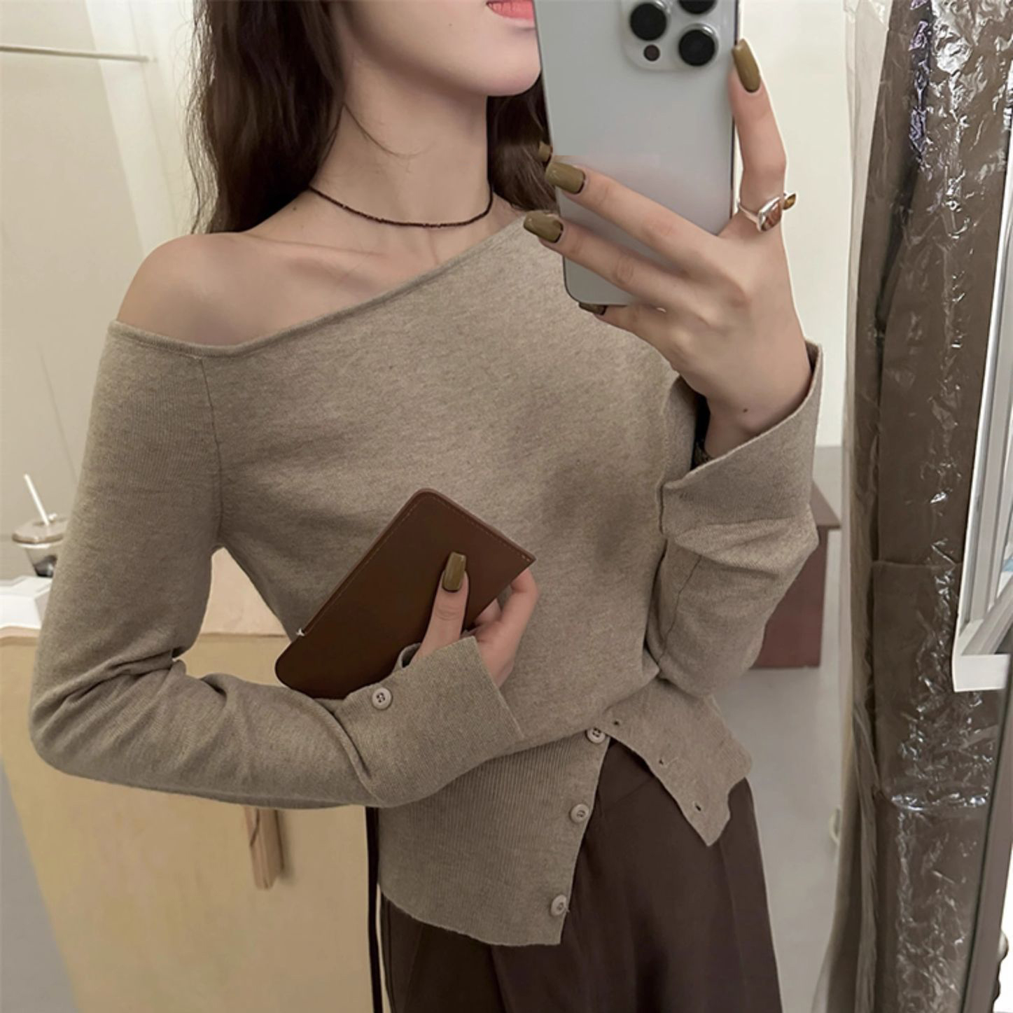 斜肩下擺開衩法式氣質長袖針織衫