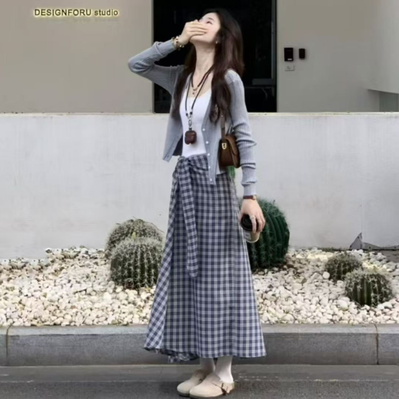 【單件/套裝】法式灰色長袖針織開衫+白色吊帶+氣質格子綁帶半身裙三件套-lululam