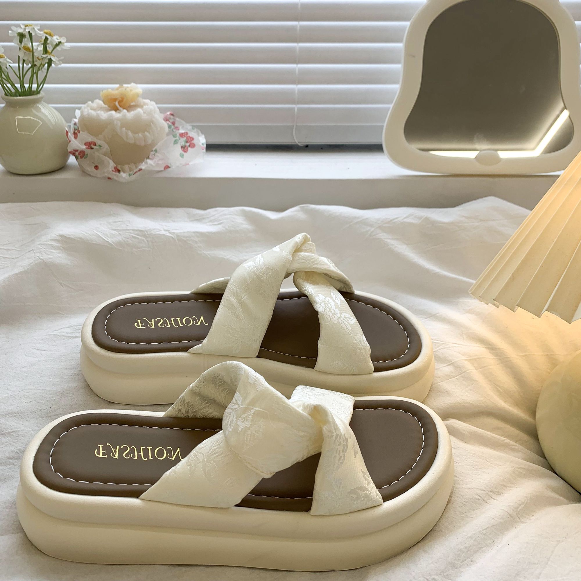 柔軟厚底時尚海邊沙灘配裙子外穿羅馬涼拖鞋-lululam