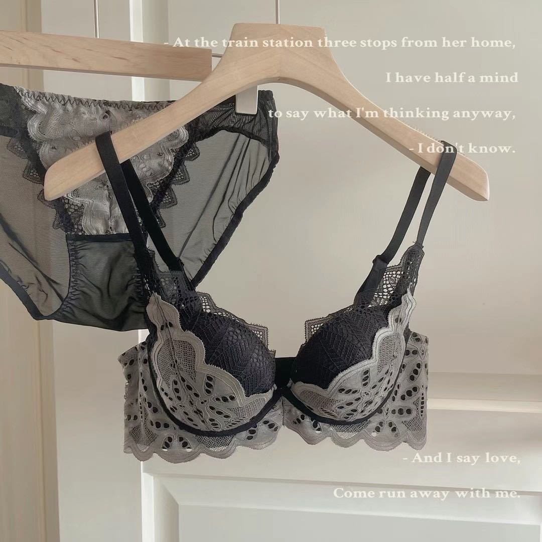 蕾絲小胸聚攏無鋼圈調整型文胸套裝-lululam