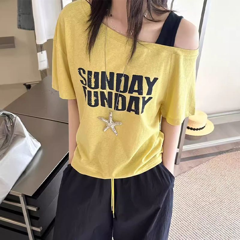 韓版時尚寬鬆顯瘦斜肩吊帶撞色字母短袖T桖-lululam