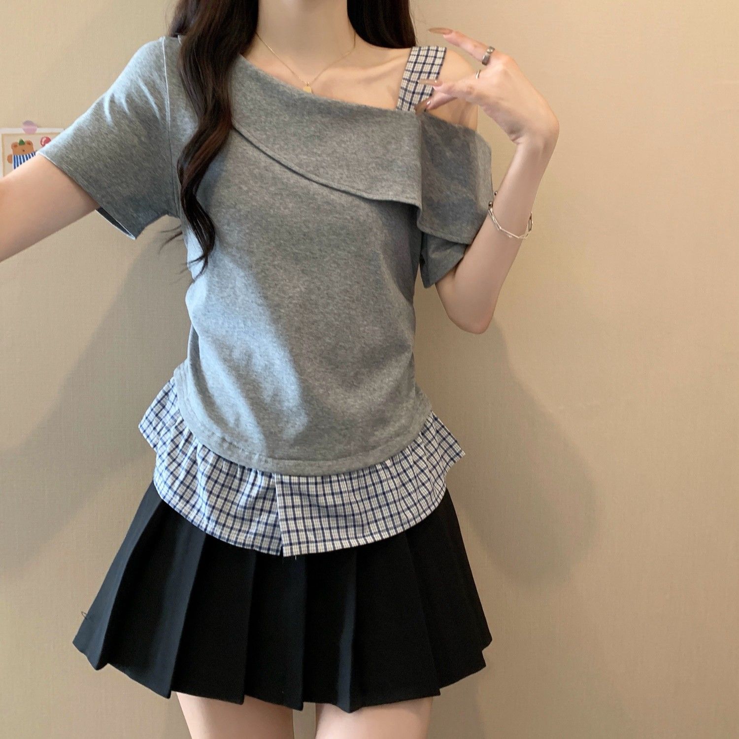 純棉格子拼接斜肩露肩收腰顯瘦短袖T恤-lululam