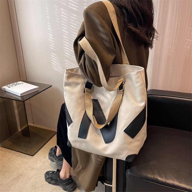 韓版質感厚實雙面壓花字母帆布手提袋-lululam