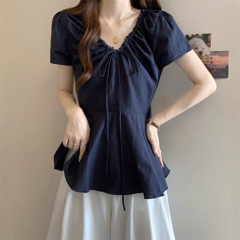 收腰顯瘦娃娃衫V領泡泡袖正肩短袖