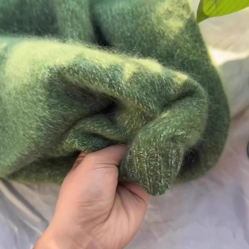 高級感減齡花紗寬鬆大碼V領針織衫