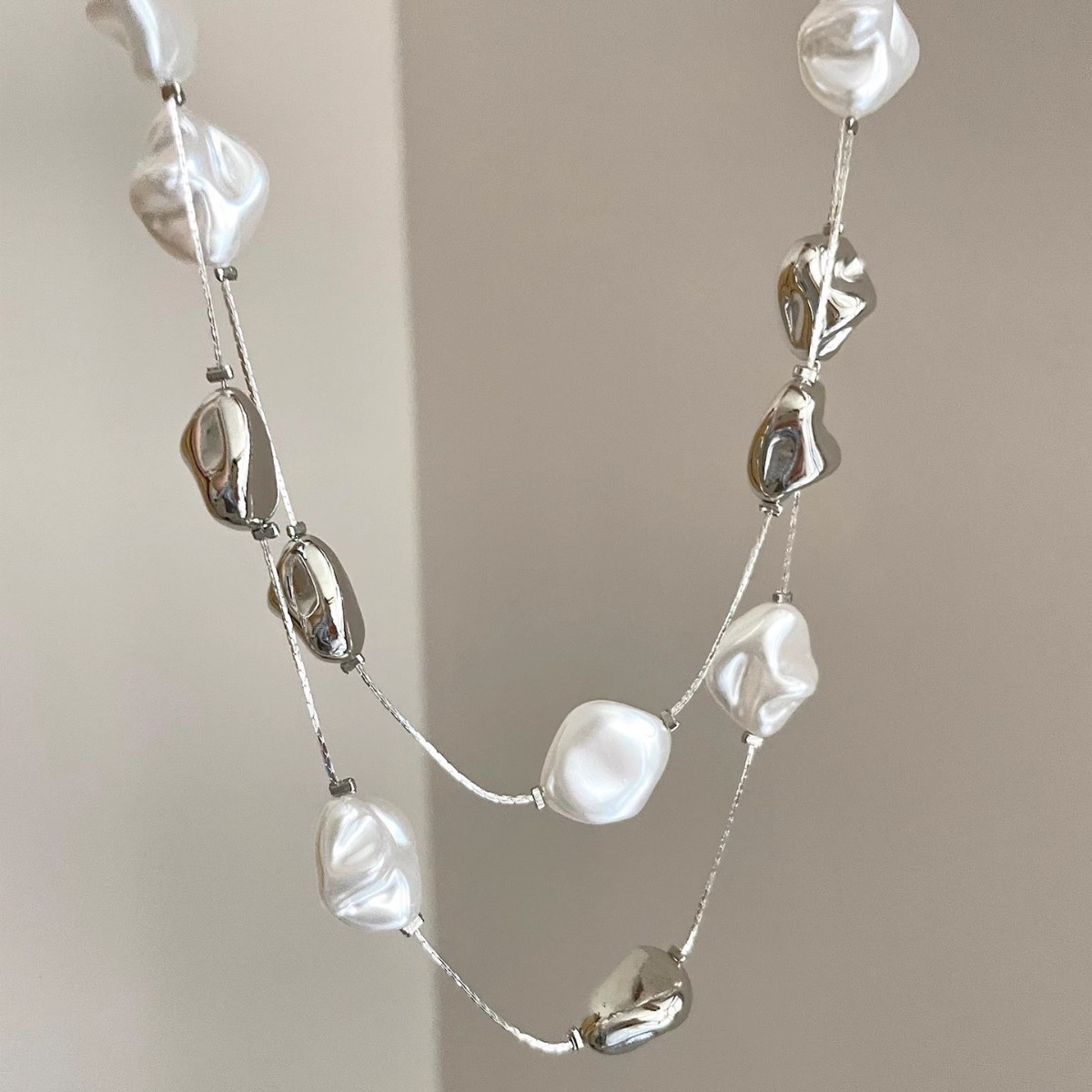 輕奢高級精緻鎖骨鍊不規則長款串珠項鍊