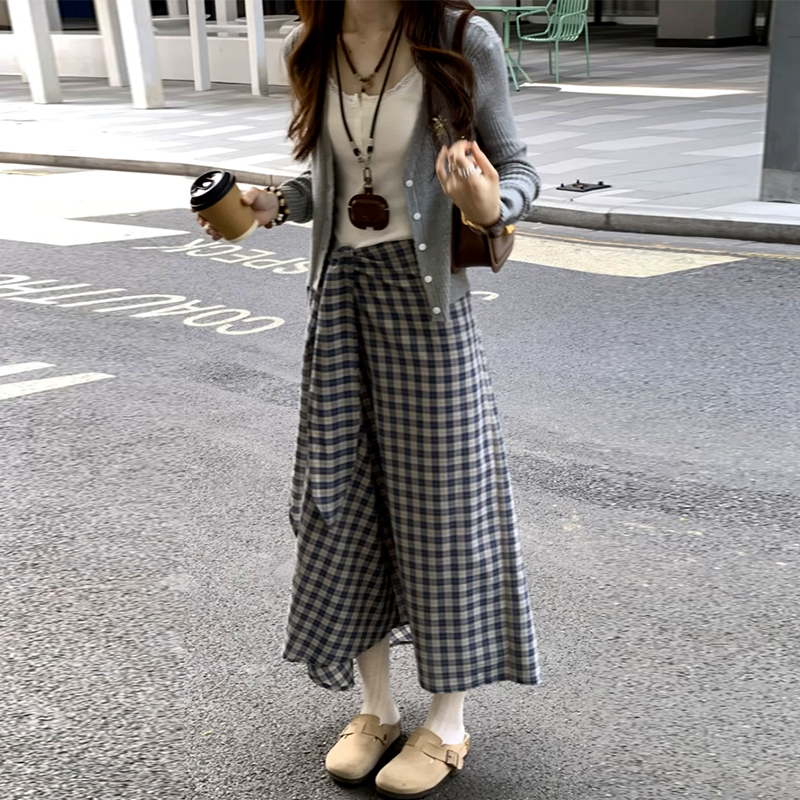 【單件/套裝】法式灰色長袖針織開衫+白色吊帶+氣質格子綁帶半身裙三件套-lululam