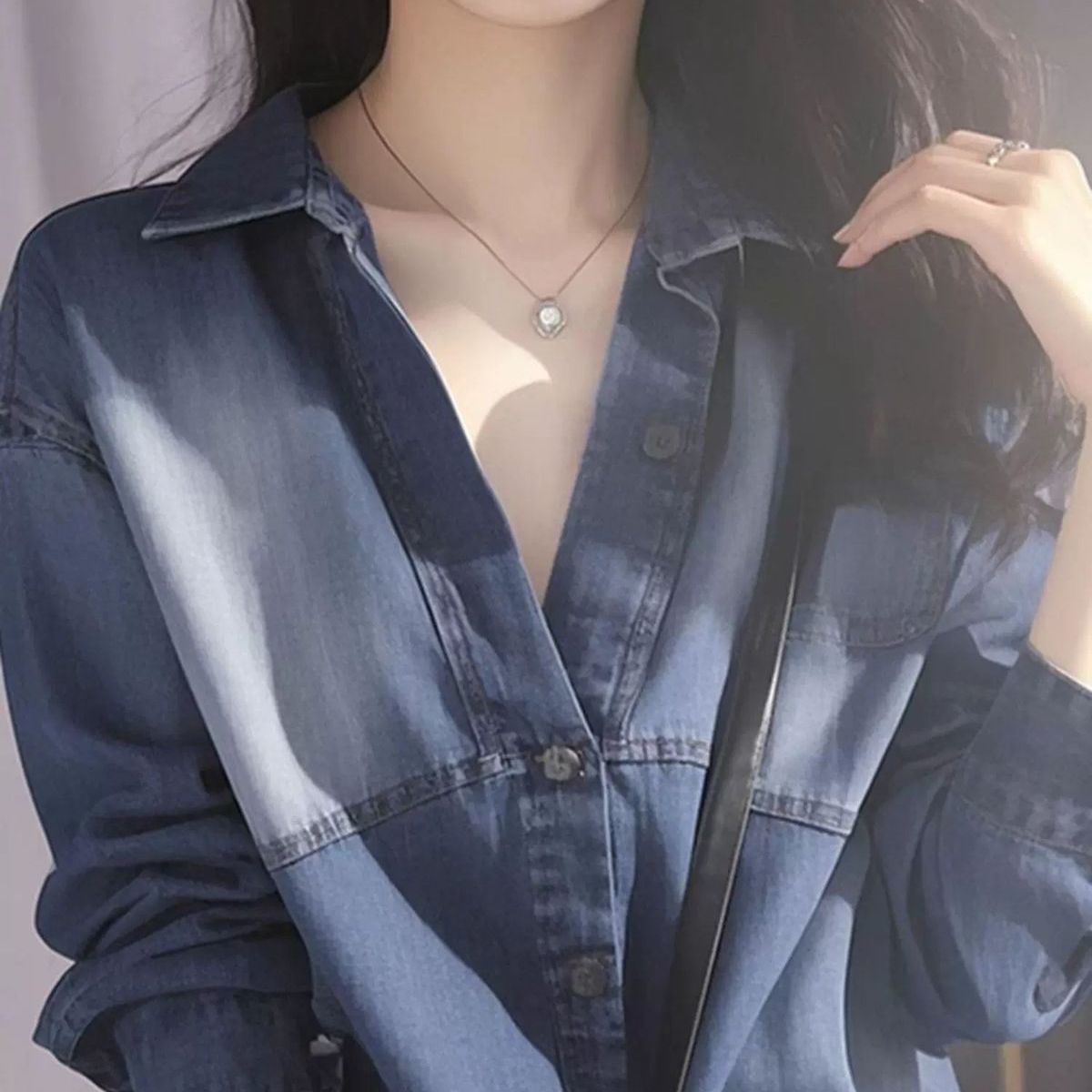 獨特別緻寬松顯瘦高級感長袖藍色牛仔襯衫-lululam