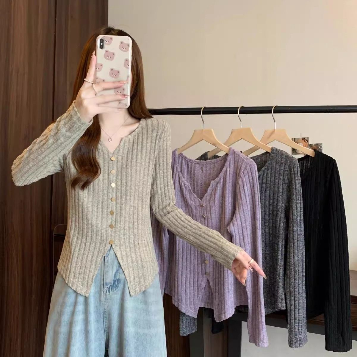 大碼薄款顯瘦V領設計感長袖打底針織衫