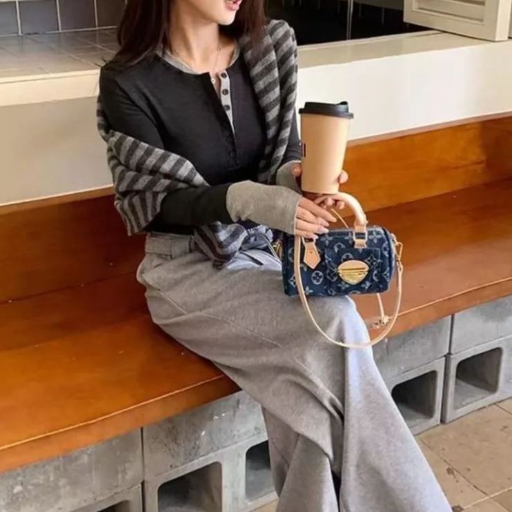 撞色假兩件別致內搭顯瘦辣妹打底衫