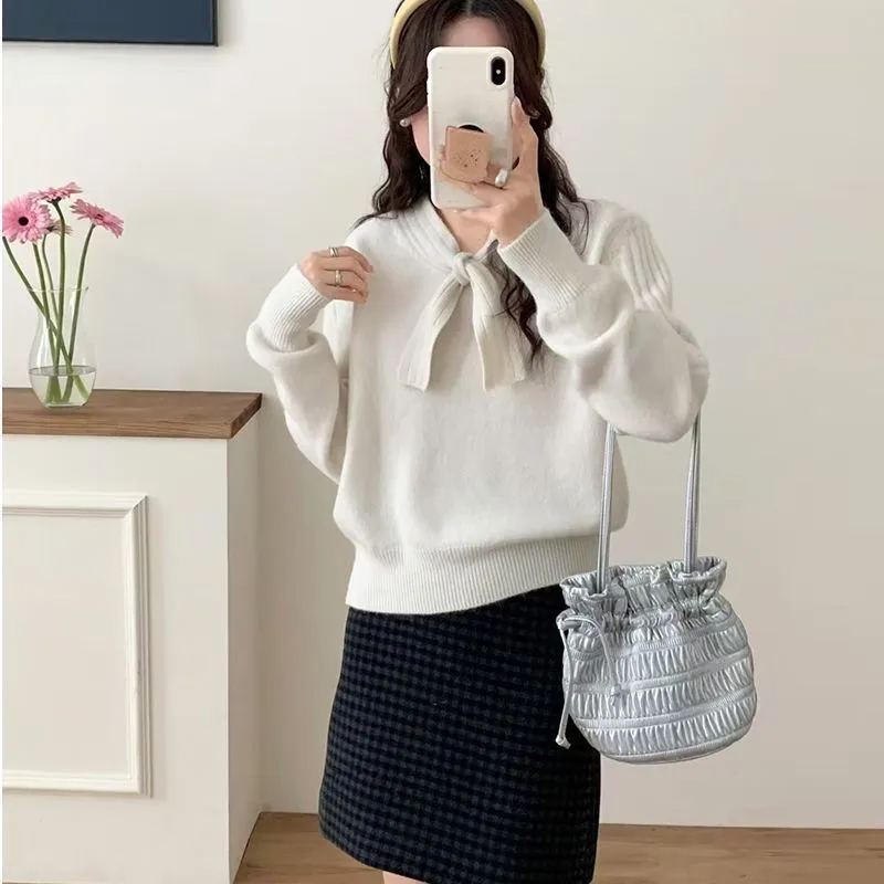 新款小香風立體蝴蝶結溫柔軟糯百搭針織衫