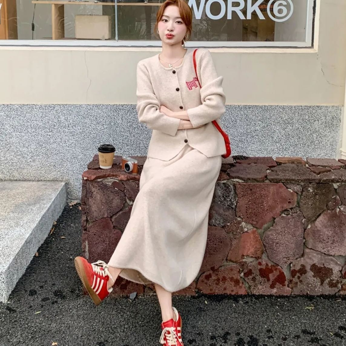 【整套】韓系減齡圓領學院風針織開衫+半身裙兩件套裝