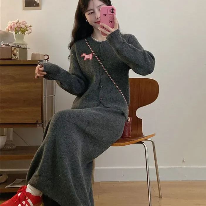 【整套】韓系減齡圓領學院風針織開衫+半身裙兩件套裝