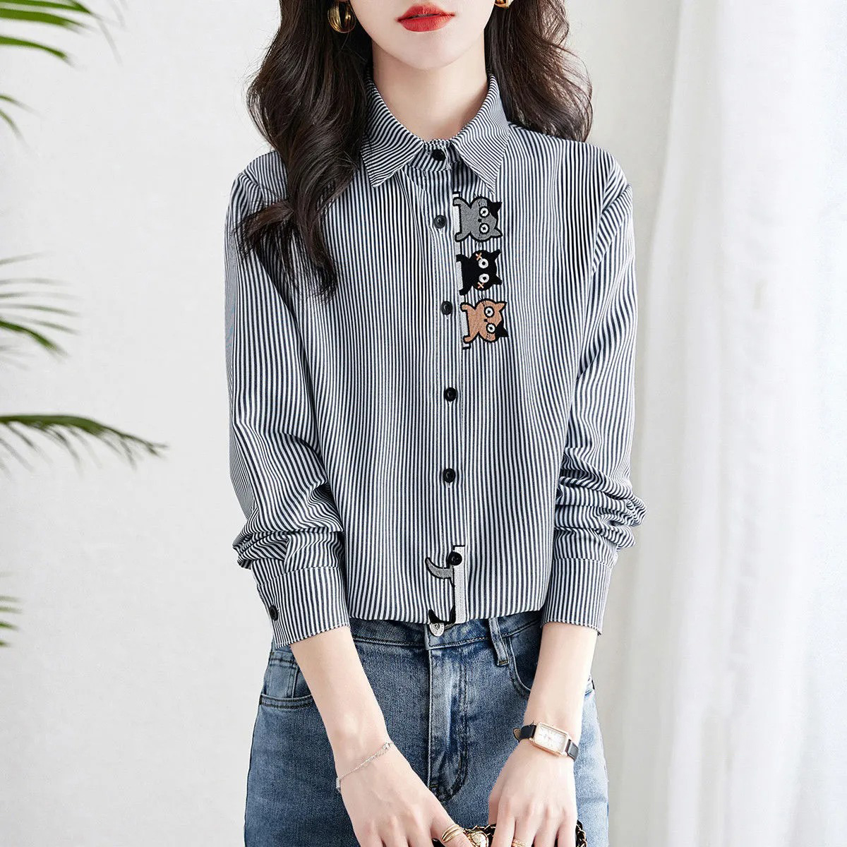 條紋翻領貓咪圖案刺繡通勤長袖氣質襯衫-lululam