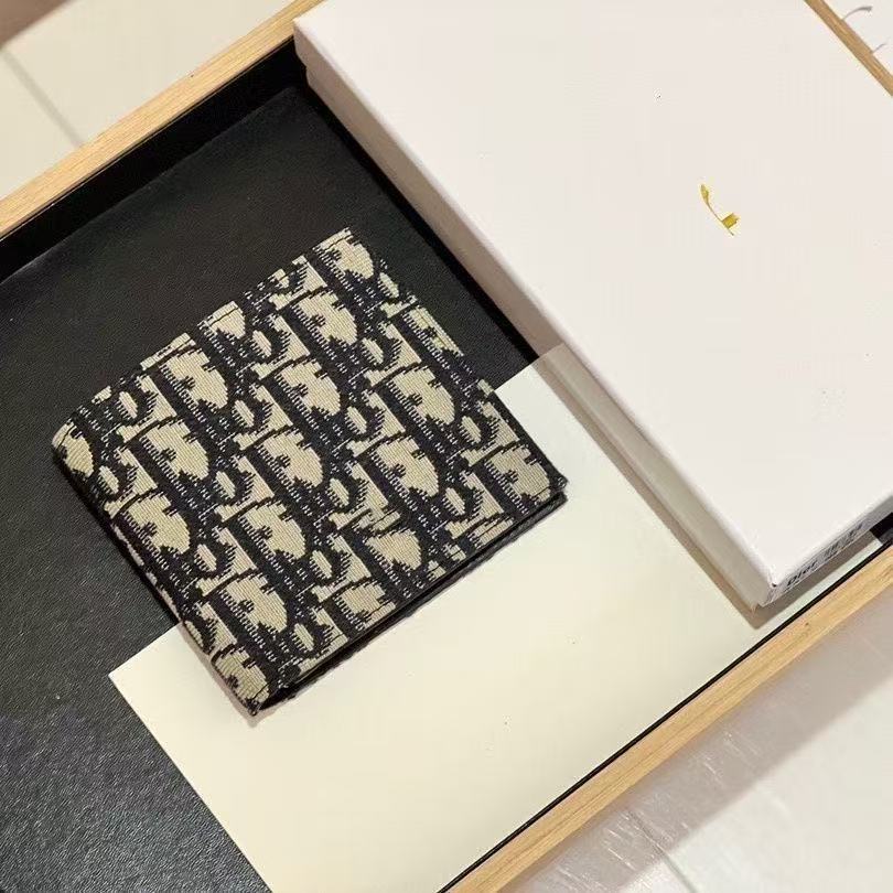 【Dior】コインケース付き 2つ折りウォレット ミニ財布