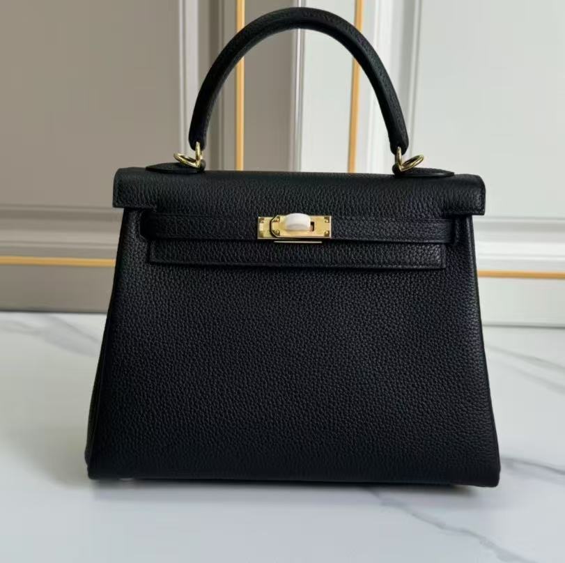 Hermes(エルメス) 【公式サイトは正規品】おしゃれセレブが夢中！限定30個！