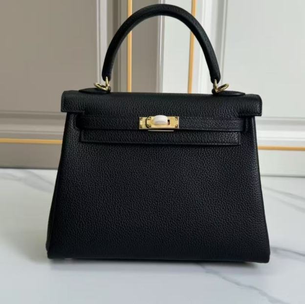 Hermes(エルメス) 【公式サイトは正規品】おしゃれセレブが夢中！限定30個！