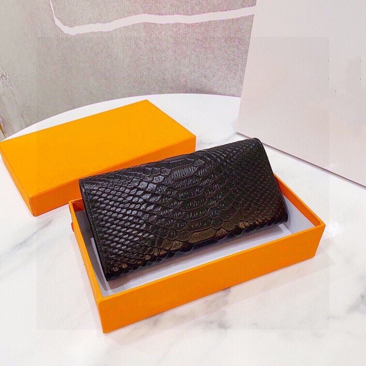 Hermes(エルメス) クラッチバッグ 財布 19x10cm 2カラー