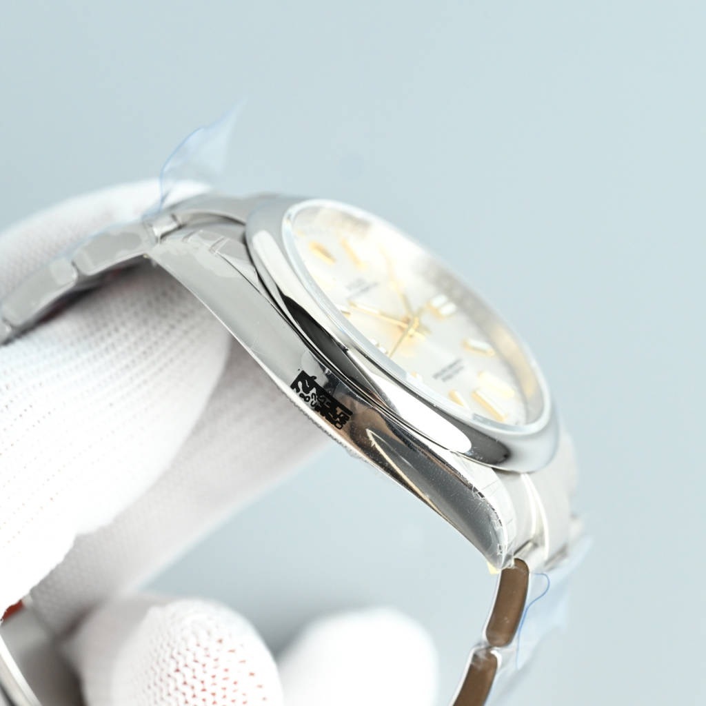 NEW 2025 ロレックス オイスターパーペチュアル 36mm 126000 キャンディピンクダイヤルRolex