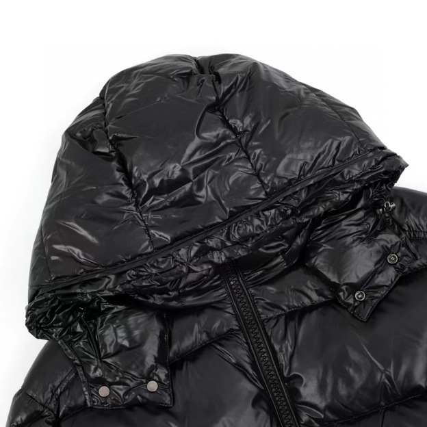 MONCLER ダウンジャケット MAYA（ユニセックス）