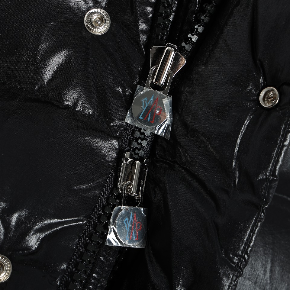 MONCLER ダウンジャケット MAYA  創立70周年（ユニセックス）