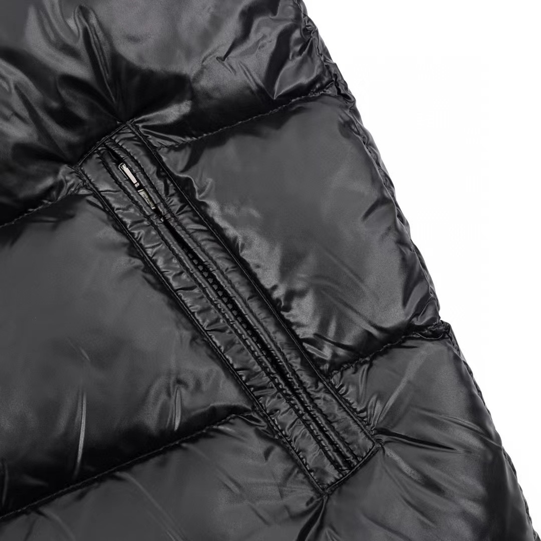 MONCLER ダウンジャケット MAYA（ユニセックス）