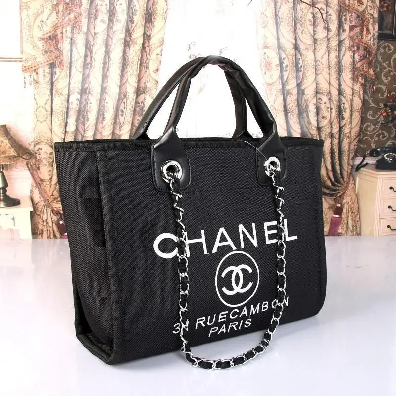 CHANEL(シャネル) ショッピング バッグ 4色