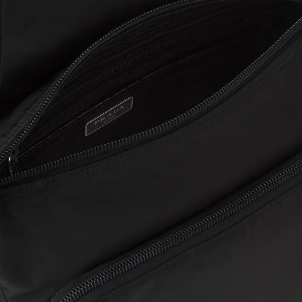 PRADA(プラダ) Re-Nylon ショルダーバッグ PRA139L1