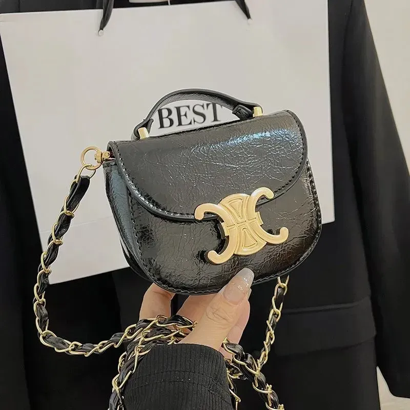 新作 CELINE♪ショルダーバッグ ミニ